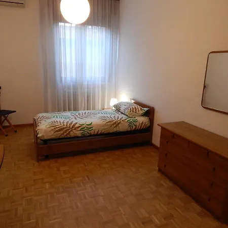 Apartamento La Casa Del Parco Ferrari Módena