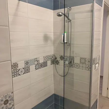 アパート La Casa Del Parco Ferrari モデナ